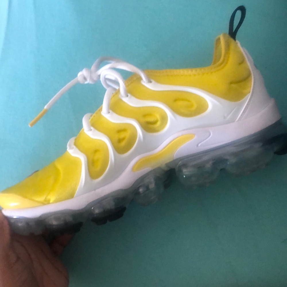 Vapormax pro (yellow)